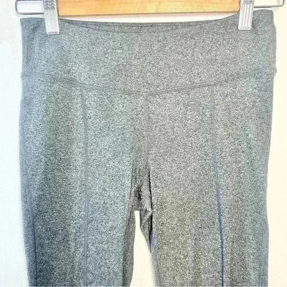 Prana Women’s Breathe Capri Mid Rise Leggings in Charcoal Gray Size Small - Picture 3 of 14